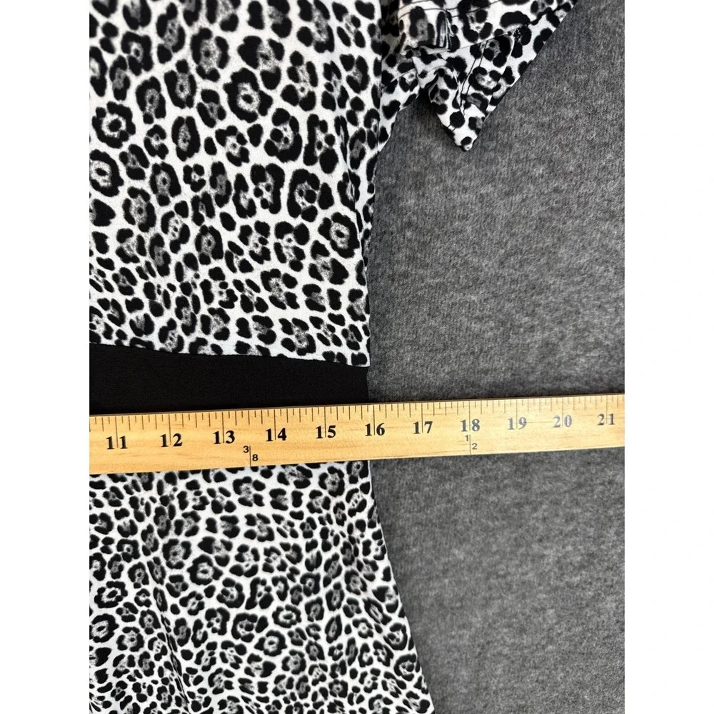 Michael Kors Leopard‎ Print Fit & Flare Dress V-Neck Size M Night Out Cocktails